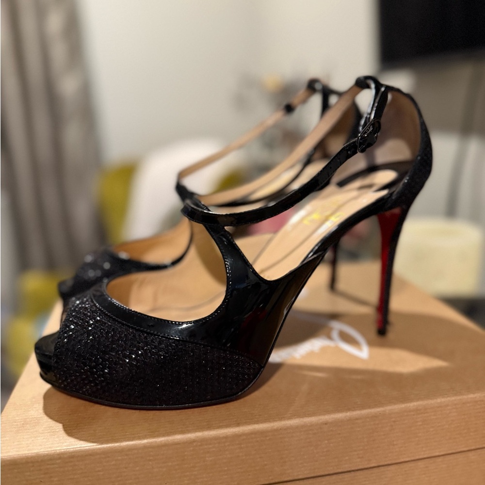 Elegant Black Women's Heels